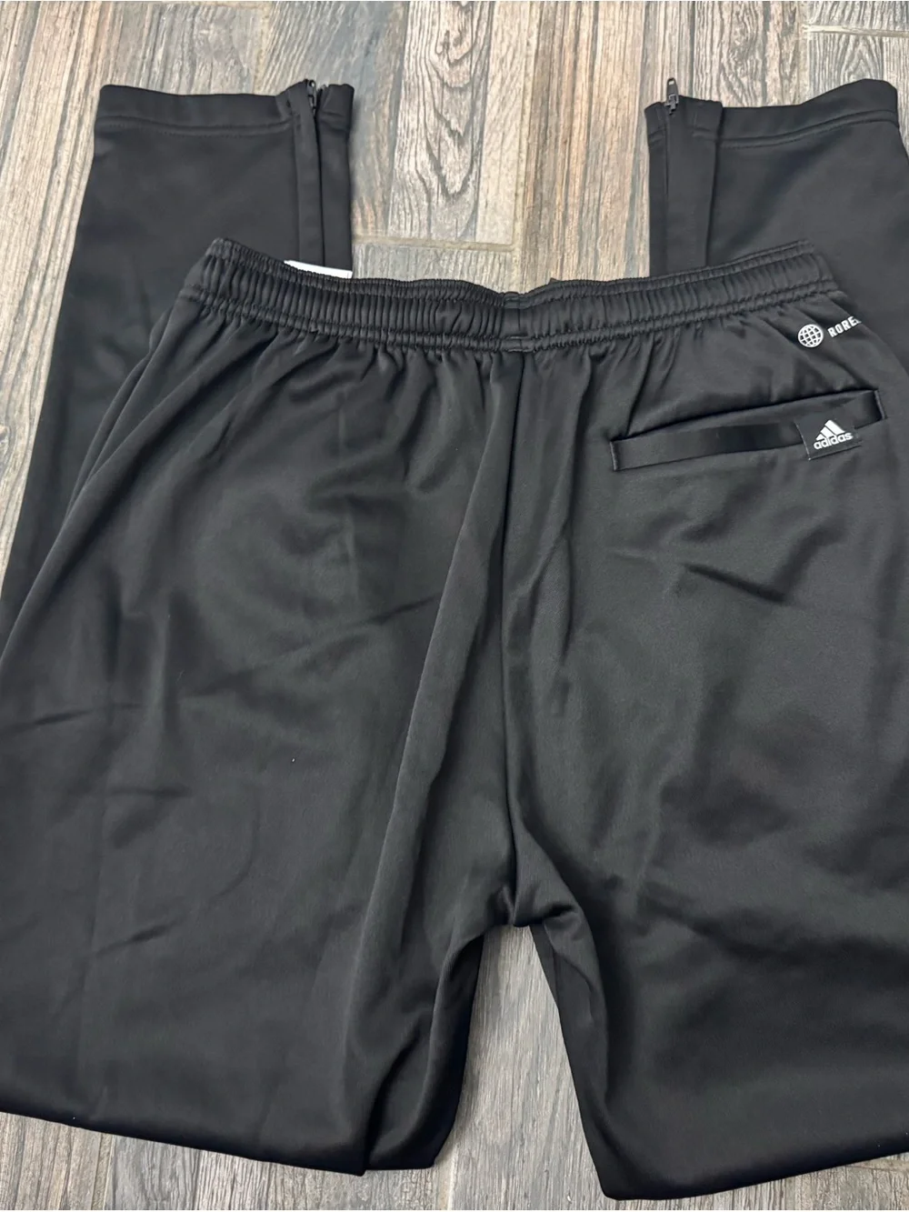 Adidas Mens Aeroready ankle zip joggers - size small